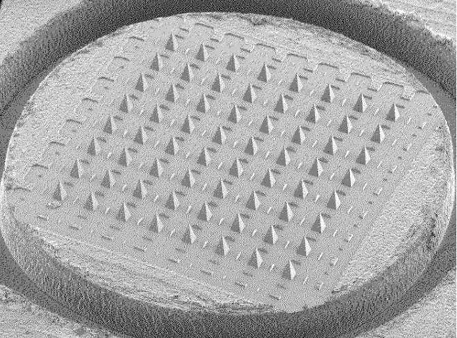 Pyramid shaped nano needle